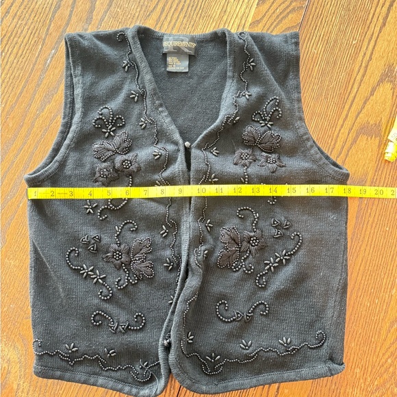 Requirements Beaded Knit Vest - Picture 2 of 7